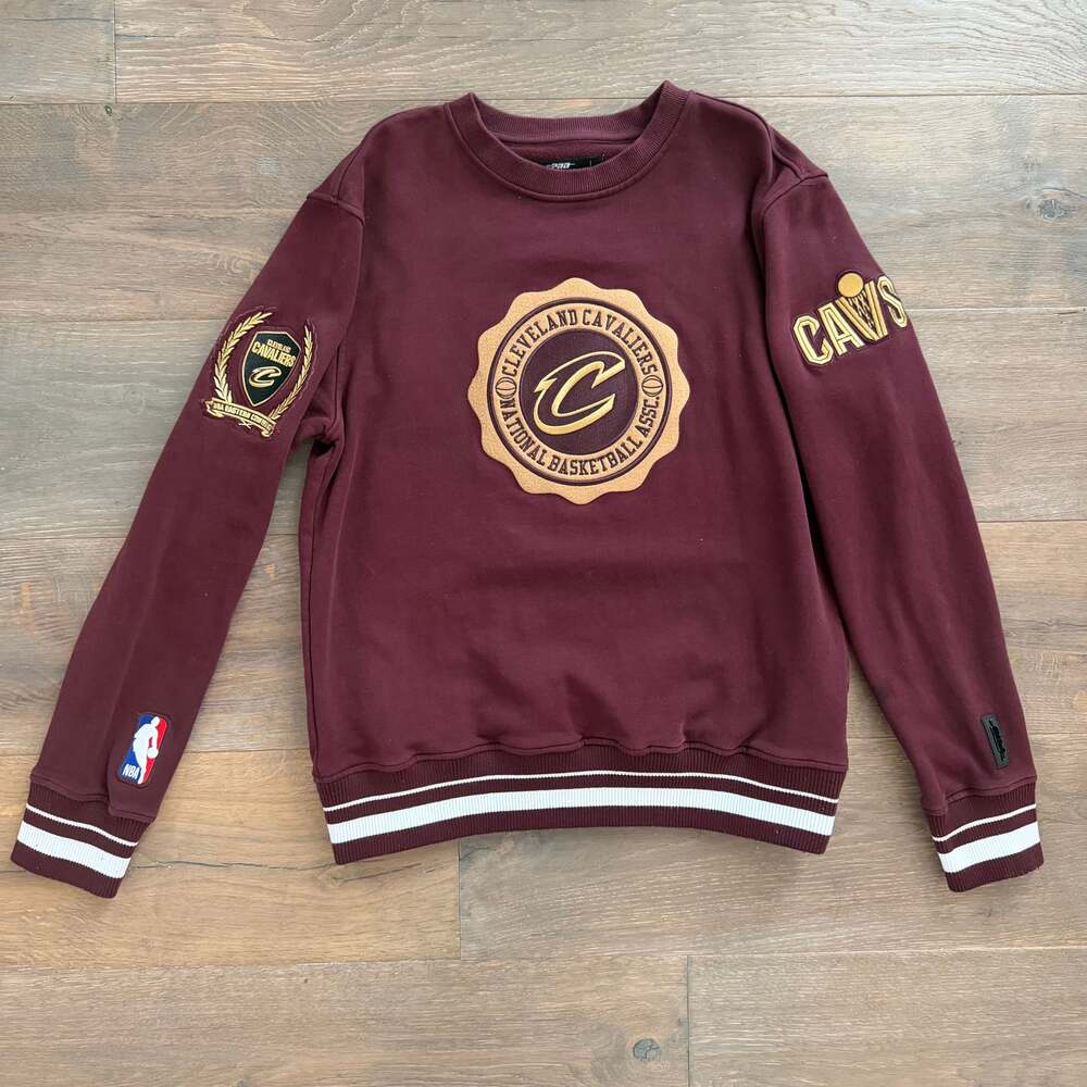 Cleveland Cavaliers Pro Standard Crest Emblem Pullover Cavs Sweatshirt Men’s Sm